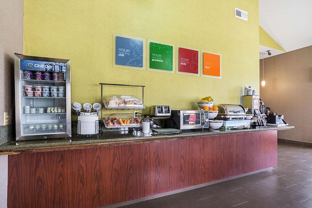 Econo Lodge Inn&Suites Alexandria Esterno foto