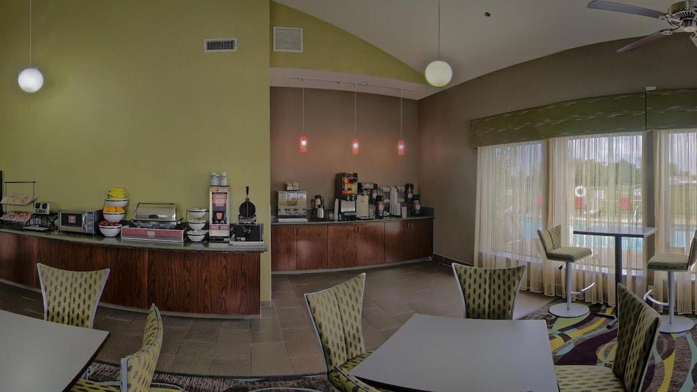 Econo Lodge Inn&Suites Alexandria Esterno foto