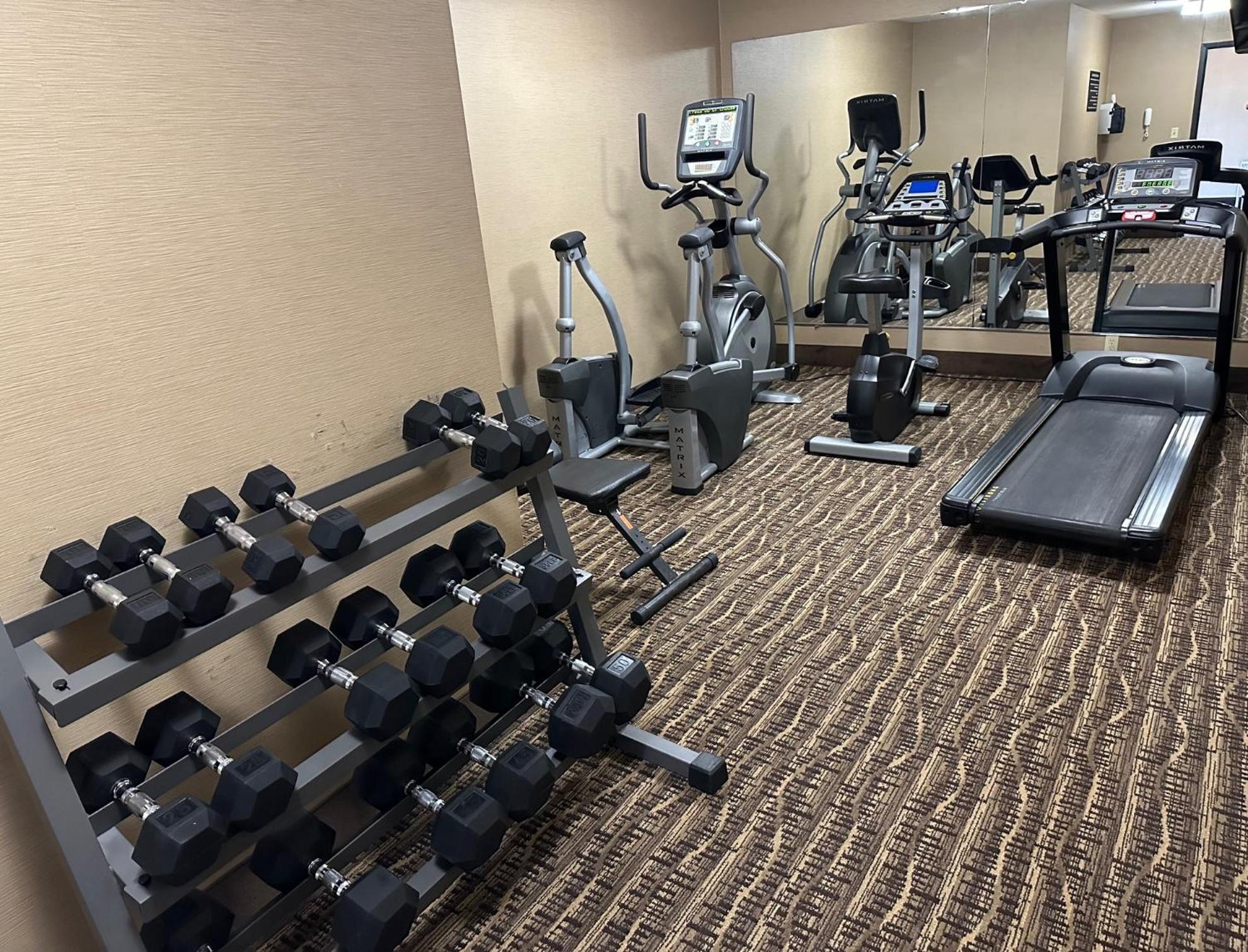 Econo Lodge Inn&Suites Alexandria Esterno foto