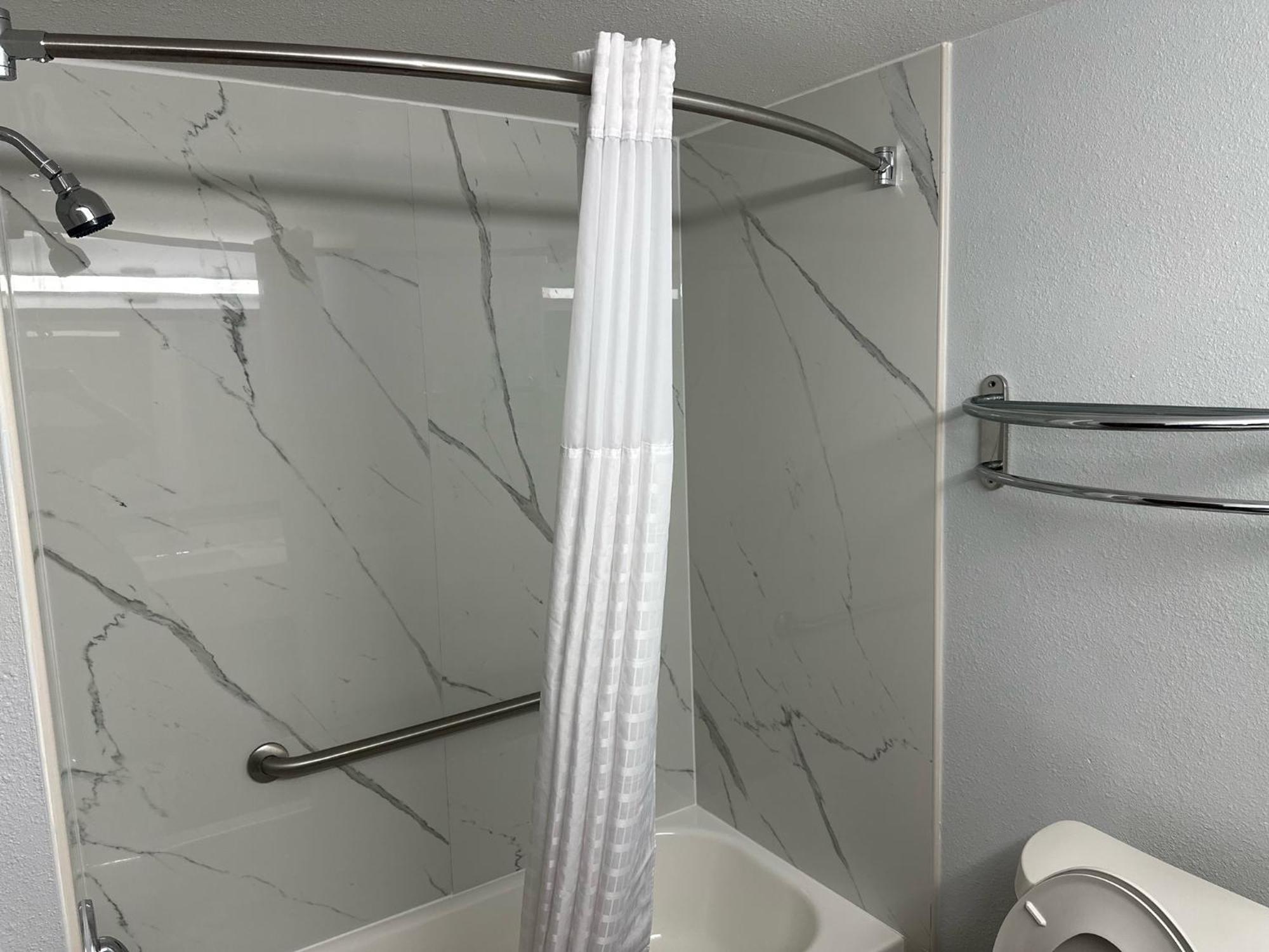 Econo Lodge Inn&Suites Alexandria Esterno foto