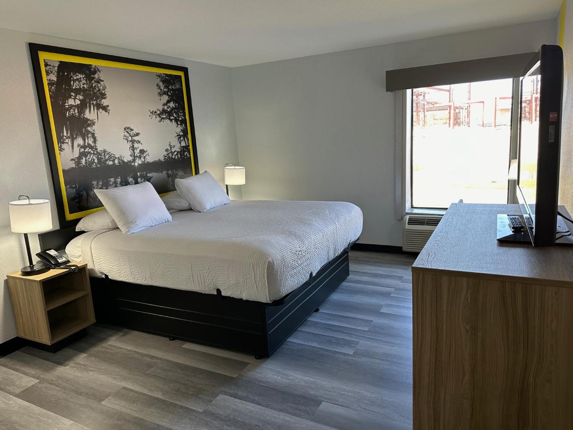 Econo Lodge Inn&Suites Alexandria Esterno foto