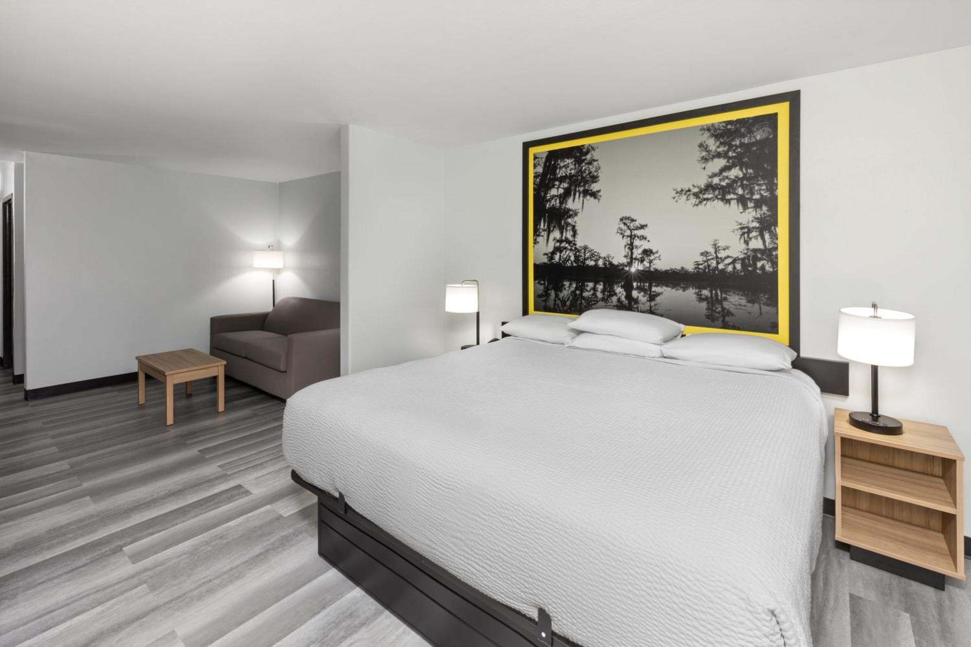 Econo Lodge Inn&Suites Alexandria Esterno foto